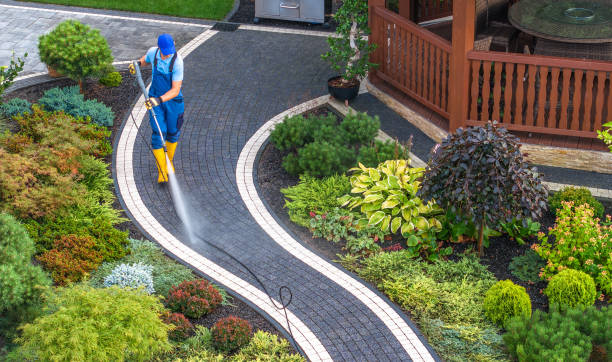 Pressure Washing Contractors in Naples Manor, FL